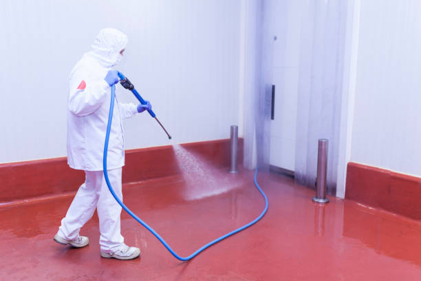 Best Animal Enclosure Cleaning  in Anna, IL