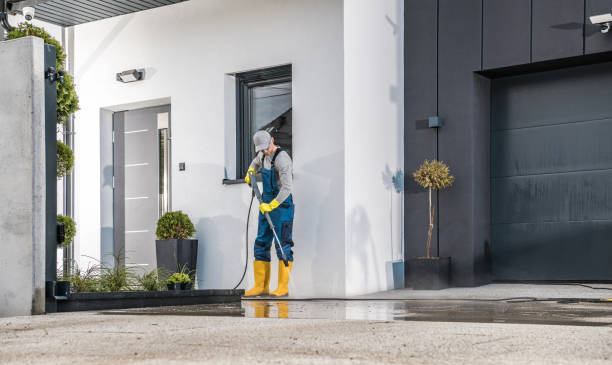 Best Pool Deck Cleaning  in Anna, IL